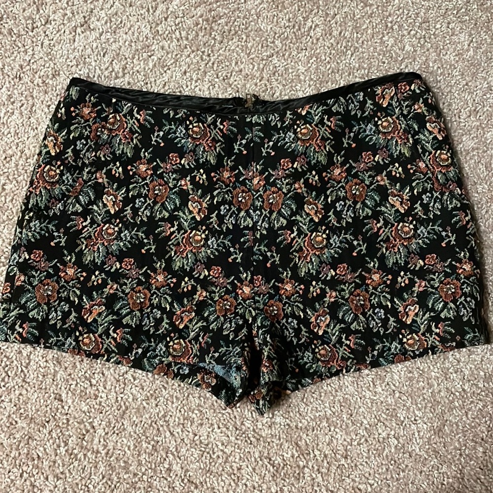 Vintage Tapestry Shorts